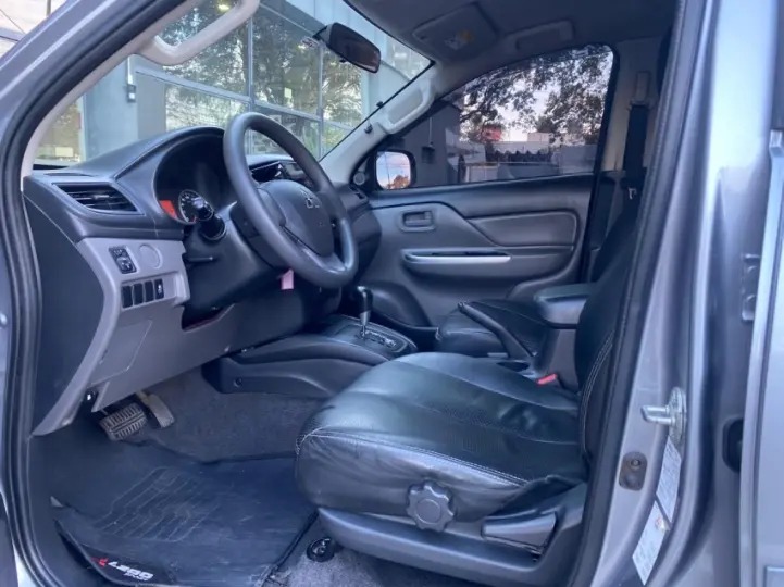 L200 TRITON 2.4 16V Turbo Sport Outdoor GLS CD 4X4