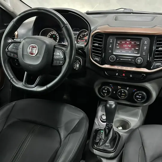 Toro Volcano 2.0 16V 4x4 TB Diesel Aut.