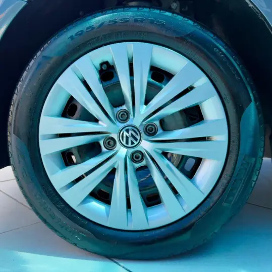 VOYAGE 1.0 12V MPI Totalflex