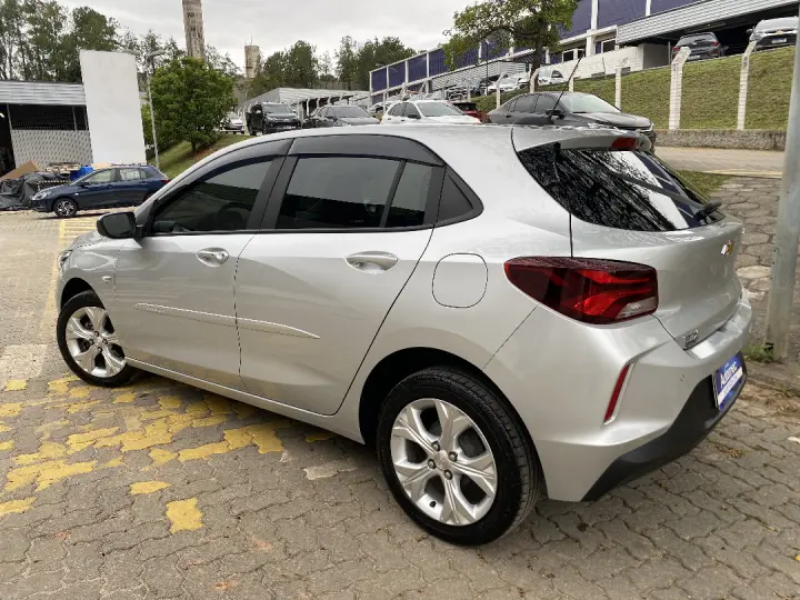 ONIX 1.0 TURBO FLEX LTZ AUTOMÁTICO