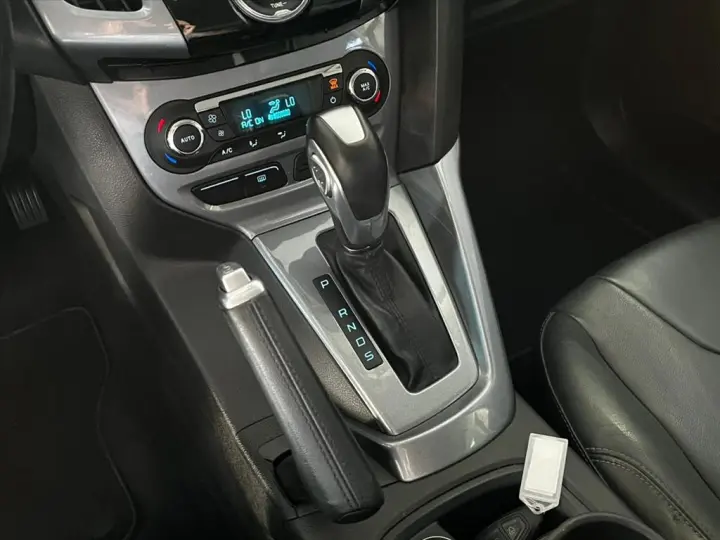 FOCUS 2.0 TITANIUM 16V FLEX 4P POWERSHIFT