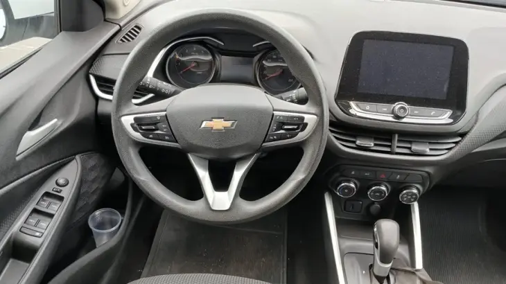 ONIX 1.0 Turbo Plus LT