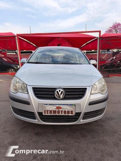 Polo Sedan 1.6 4P