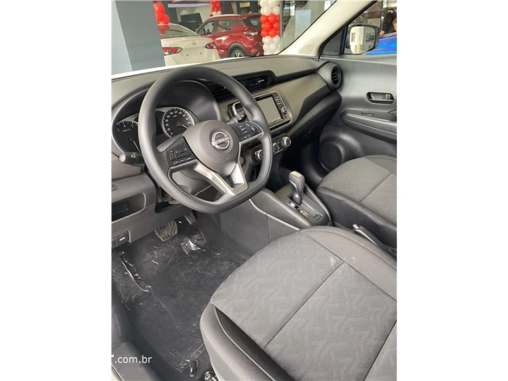 KICKS PLAY 1.6 16V FLEXSTART SENSE XTRONIC