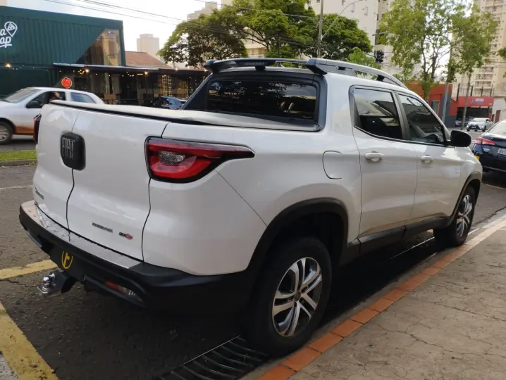 Toro 2.0 16V 4P 4WD FREEDOM TURBO DIESEL  AUTOMÁTICO