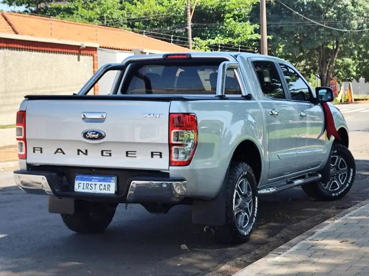 RANGER 2.5 XLT 4X2 CD 16V FLEX 4P MANUAL