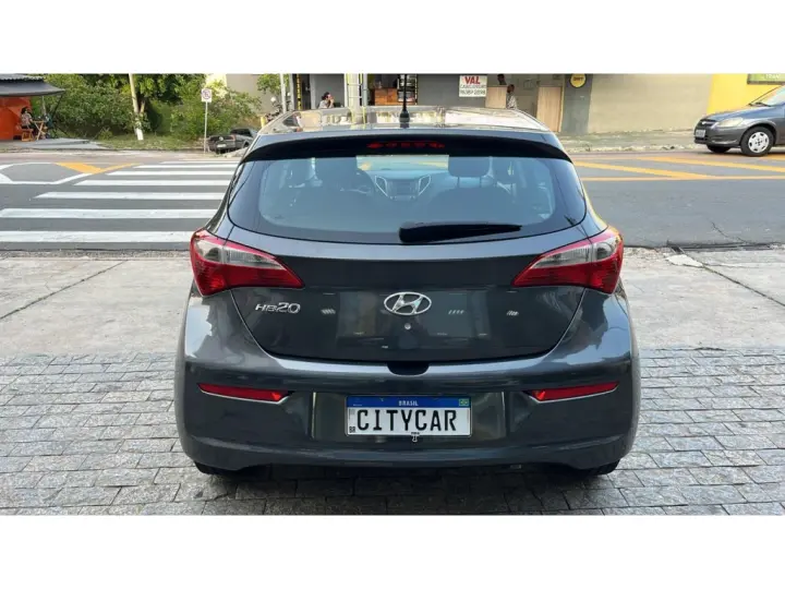 HB20S 1.0 COMFORT PLUS 12V FLEX 4P MANUAL