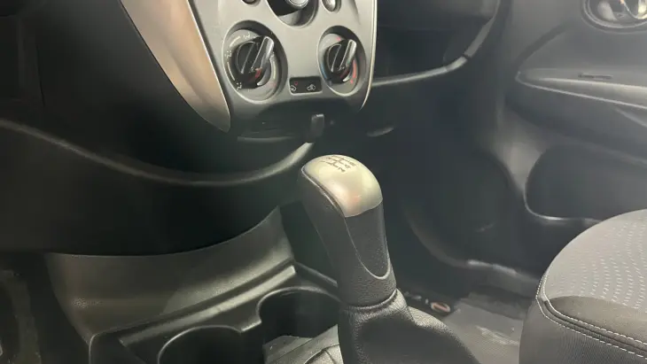 VERSA SV 1.6 16V FlexStart 4p Mec.