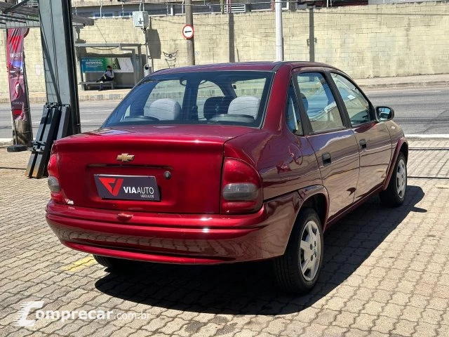 CLASSIC - 1.0 MPFI VHCE 8V 4P MANUAL