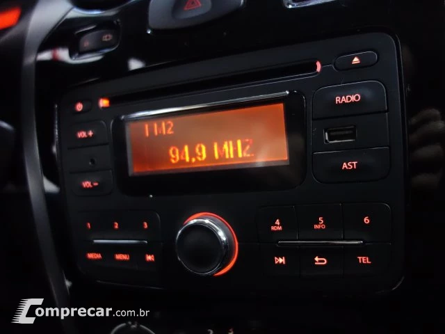 SANDERO - 1.6 EXPRESSION 8V 4P MANUAL