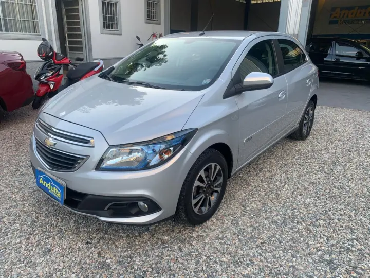 Onix Hatch 1.4 4P FLEX LTZ