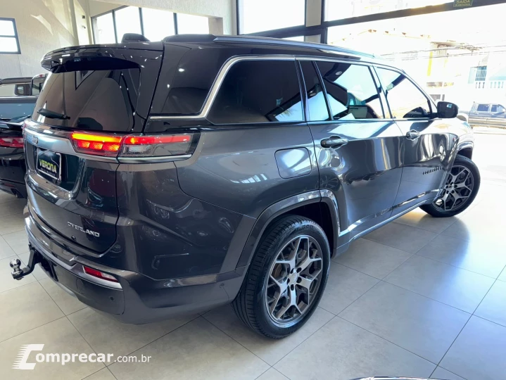 COMMANDER 1.3 T270 Turbo Overland