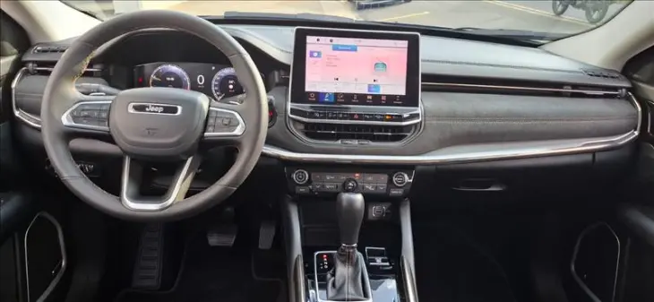 COMMANDER 1.3 T270 Turbo Limited