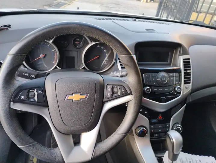 CRUZE 1.8 LT Sport6 16V