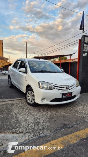 ETIOS 1.5 X Sedan 16V
