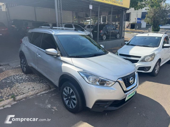 KICKS S 1.6 16V FlexStar 5p Mec.