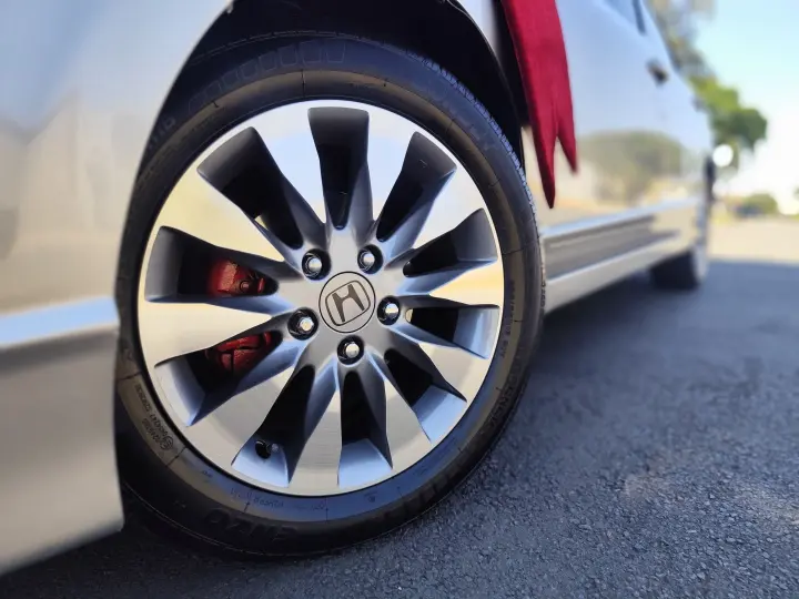 CIVIC 1.8 LXS 16V GASOLINA 4P AUTOMÁTICO