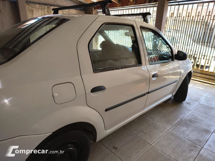 LOGAN 1.0 Authentique 16V