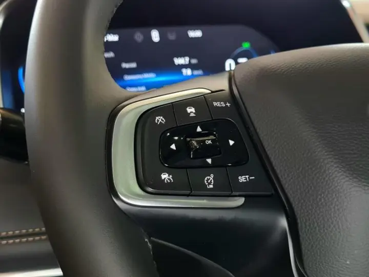 TIGGO 8 MAX DRIVE 1.6 TURBO AUT.