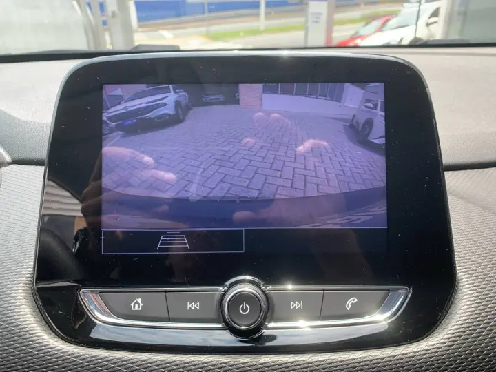 TRACKER LT 1.0 Turbo 12V Flex Aut.