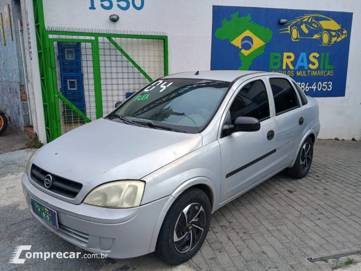 Corsa Sedan 1.8