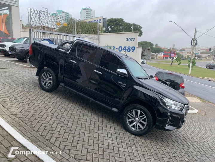 Hilux CD SRV 4x2 2.7 Flex 16V Aut.