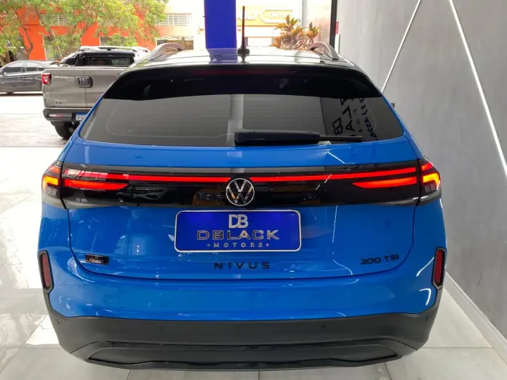 Nivus Highline 1.0 200 TSI Flex Aut.