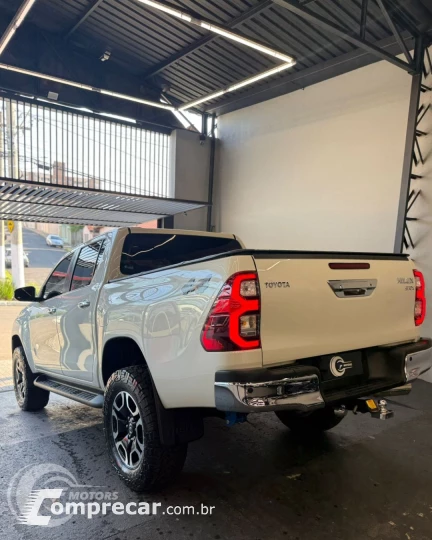 HILUX 2.8 D-4d Turbo CD SRX 4X4