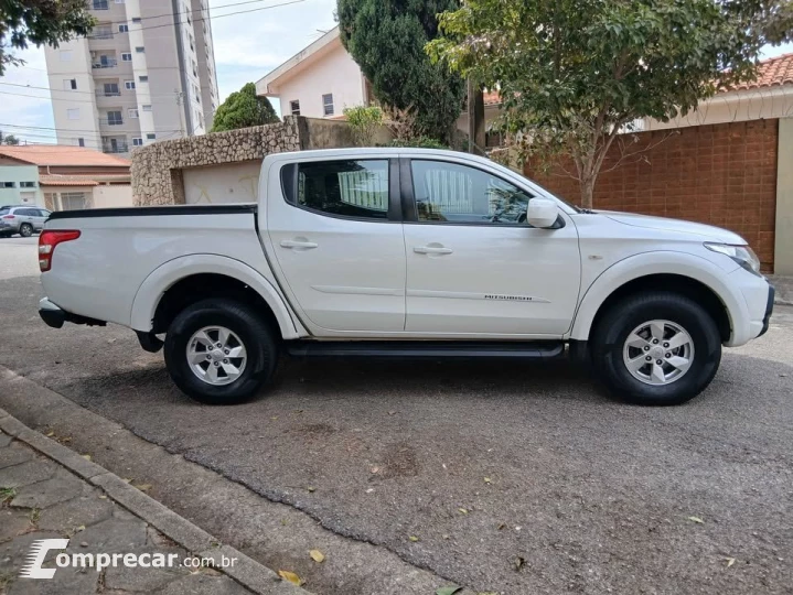L200 TRITON 2.4 16V Turbo GLS CD 4X4