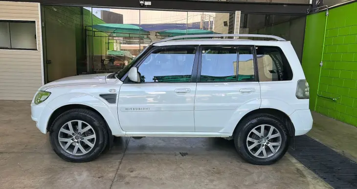 PAJERO TR4 2.0 4X2 16V 140cv
