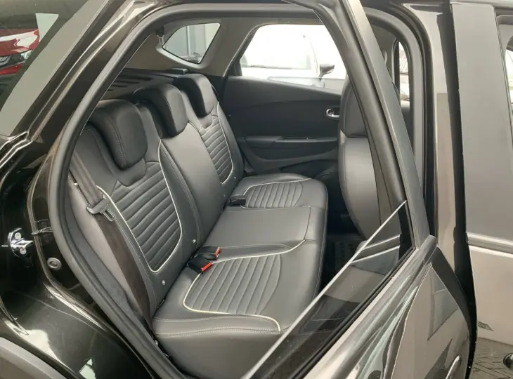 CAPTUR Intense 1.6 16V Flex 5p Aut.