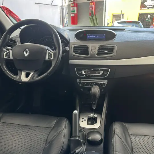 FLUENCE Sed. Dynamique 2.0 16V FLEX Aut.