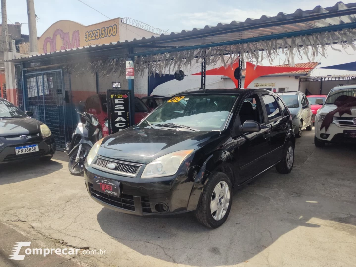 FIESTA 1.6 MPI Class Hatch 8V