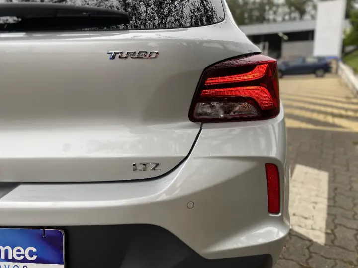 ONIX 1.0 TURBO FLEX LTZ AUTOMÁTICO