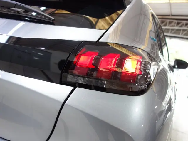 208 - 1.0 FIREFLY STYLE MANUAL