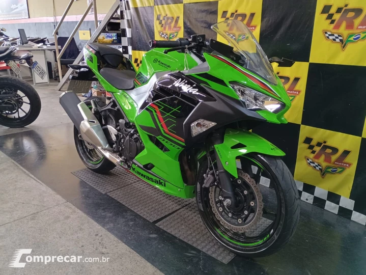 Ninja 400 racing team