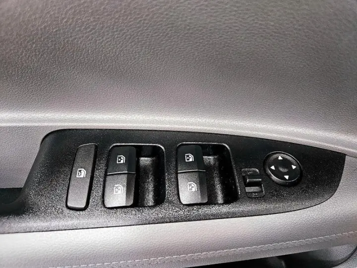 HB20S COMFORT PLUS 1.0 12V FLEX MEC.