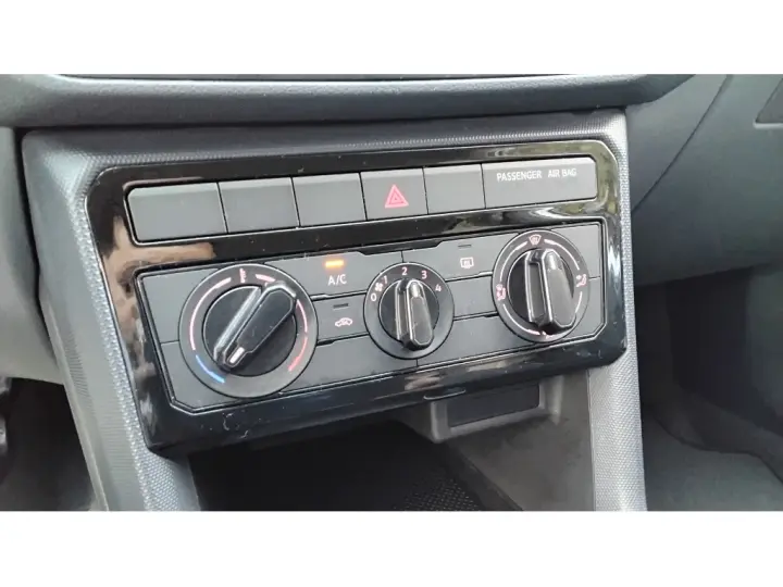 T-CROSS 1.0 200 TSI TOTAL FLEX AUTOMÁTICO