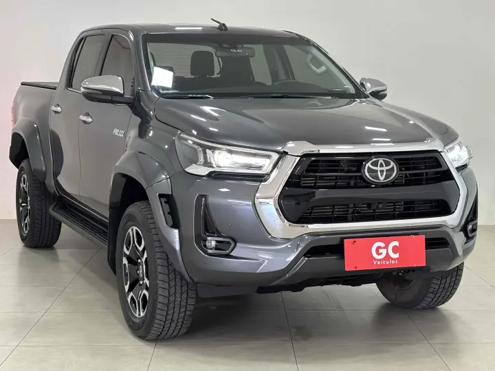HILUX 2.8 D-4D TURBO DIESEL CD SRX PLUS 4X4 AUTOMÁTICO