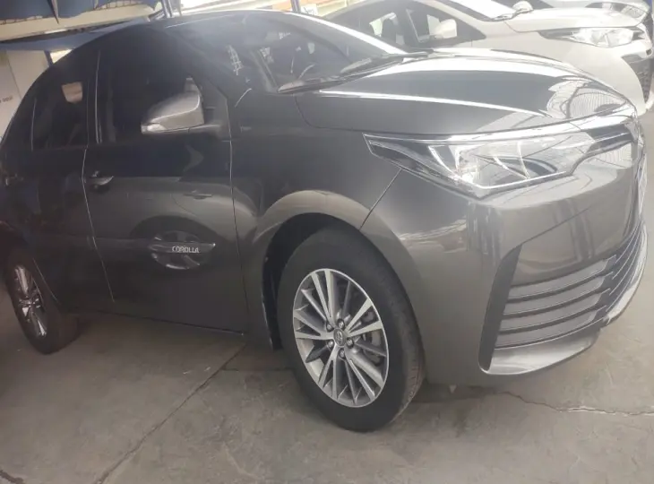 Corolla Gli automático