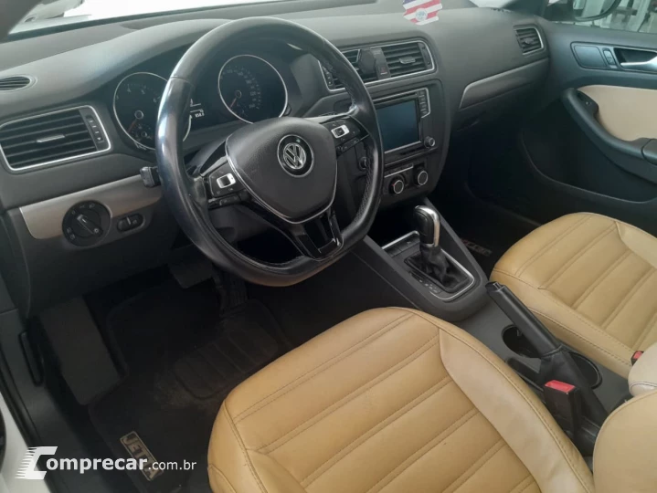 Jetta 1.4 16V 4P TSI CONFORTLINE AUTOMÁTICO