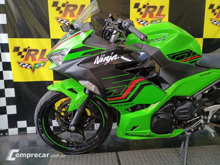Ninja 400 racing team