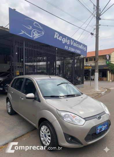 FIESTA 1.6 MPI Class Hatch 8V