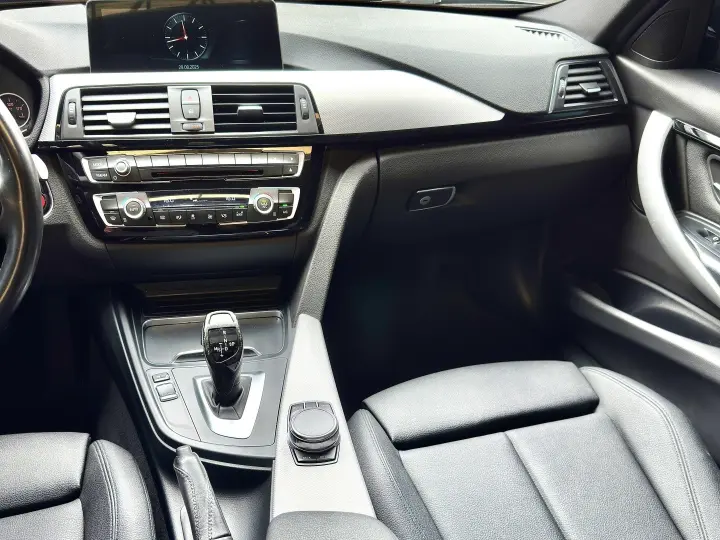 320i 2.0 M SPORT GP 16V TURBO ACTIVE FLEX 4P AUTOMÁTICO