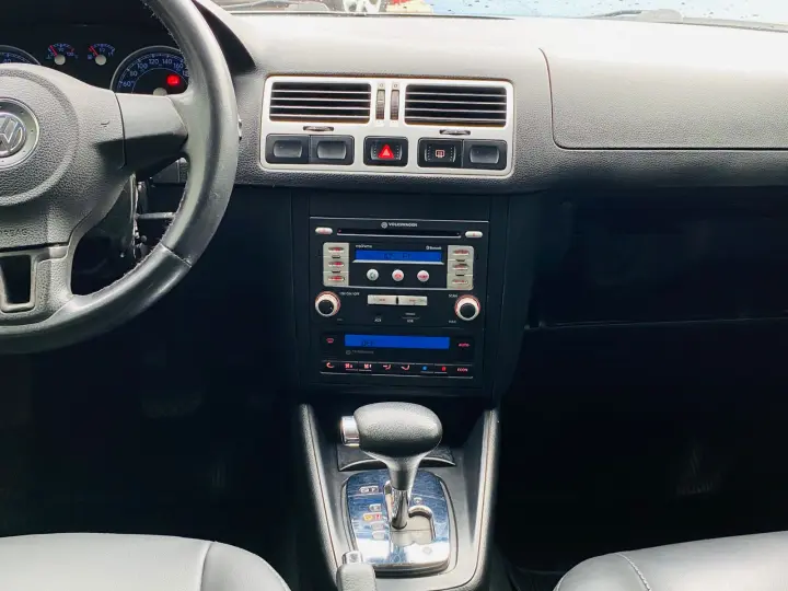 BORA 2.0 MI Comfortline 8V