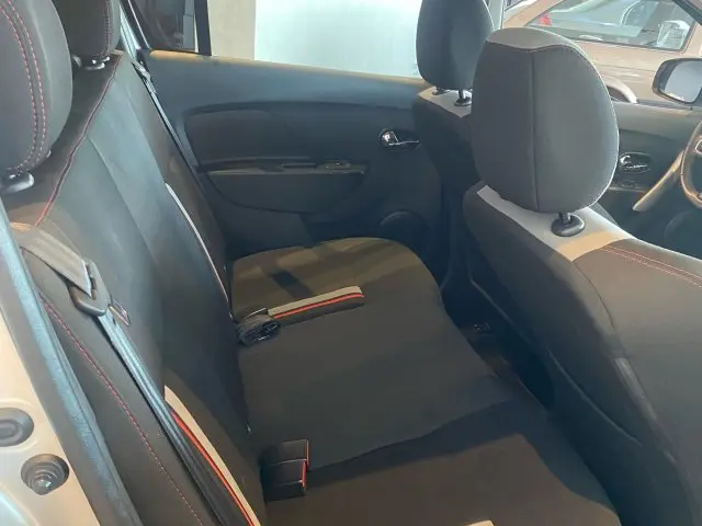 SANDERO - 2.0 16V HI- RS MANUAL