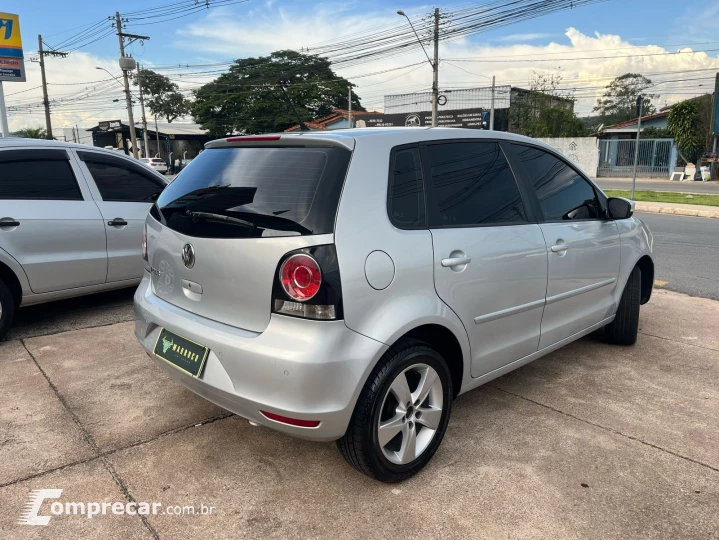 POLO 1.6 MI 8V