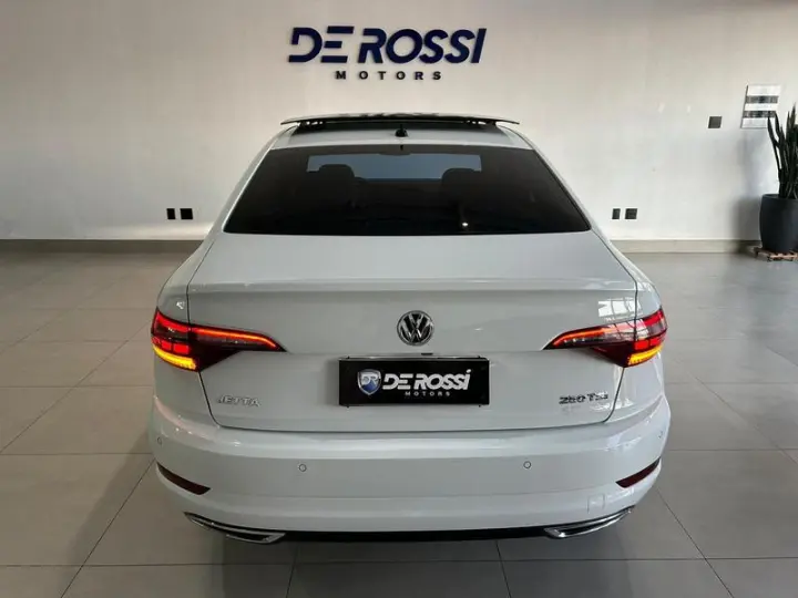 JETTA R-LINE 250 TSI 1.4 FLEX 16V AUT.