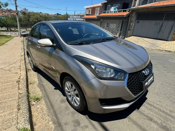 HB20 1.6 Comfort Plus 16V