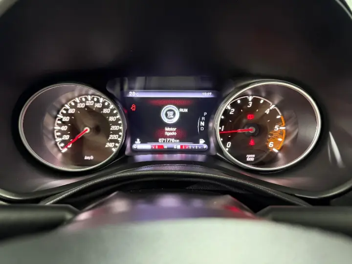 TORO 2.0 16V Turbo Ultra 4WD